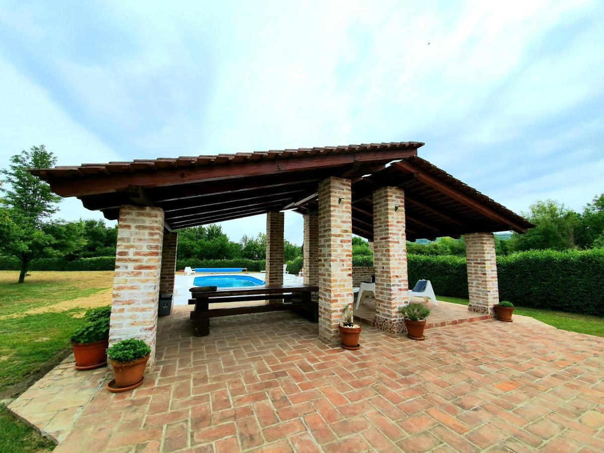 Villa Mons Aureus Popovac Luaran gambar