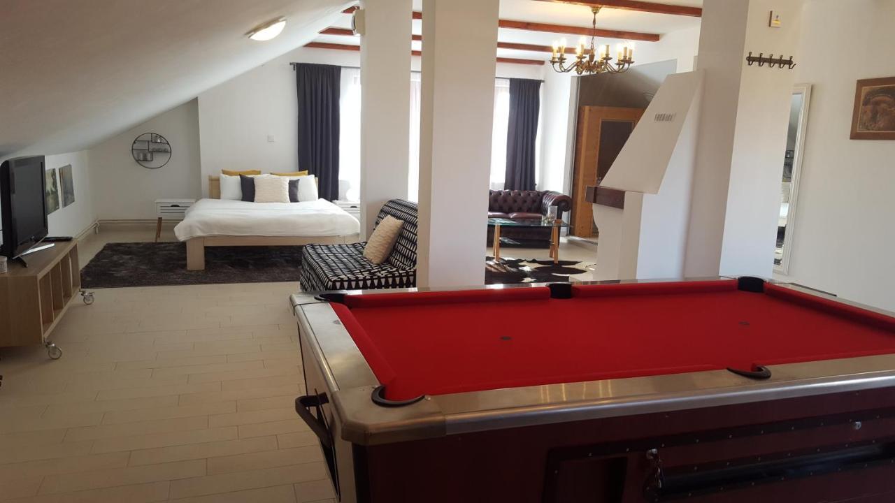 Villa Mons Aureus Popovac Luaran gambar
